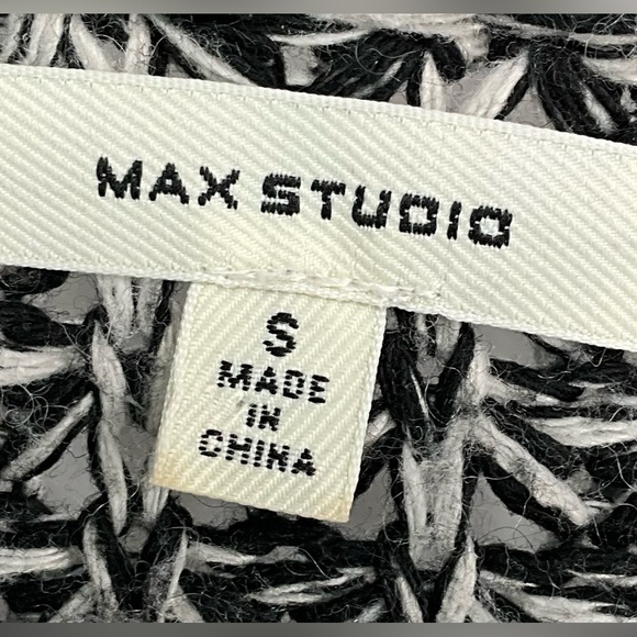 Max Studio sophisticated classic Black and White Knit Sweater long Cardigan S - Picture 2 of 7